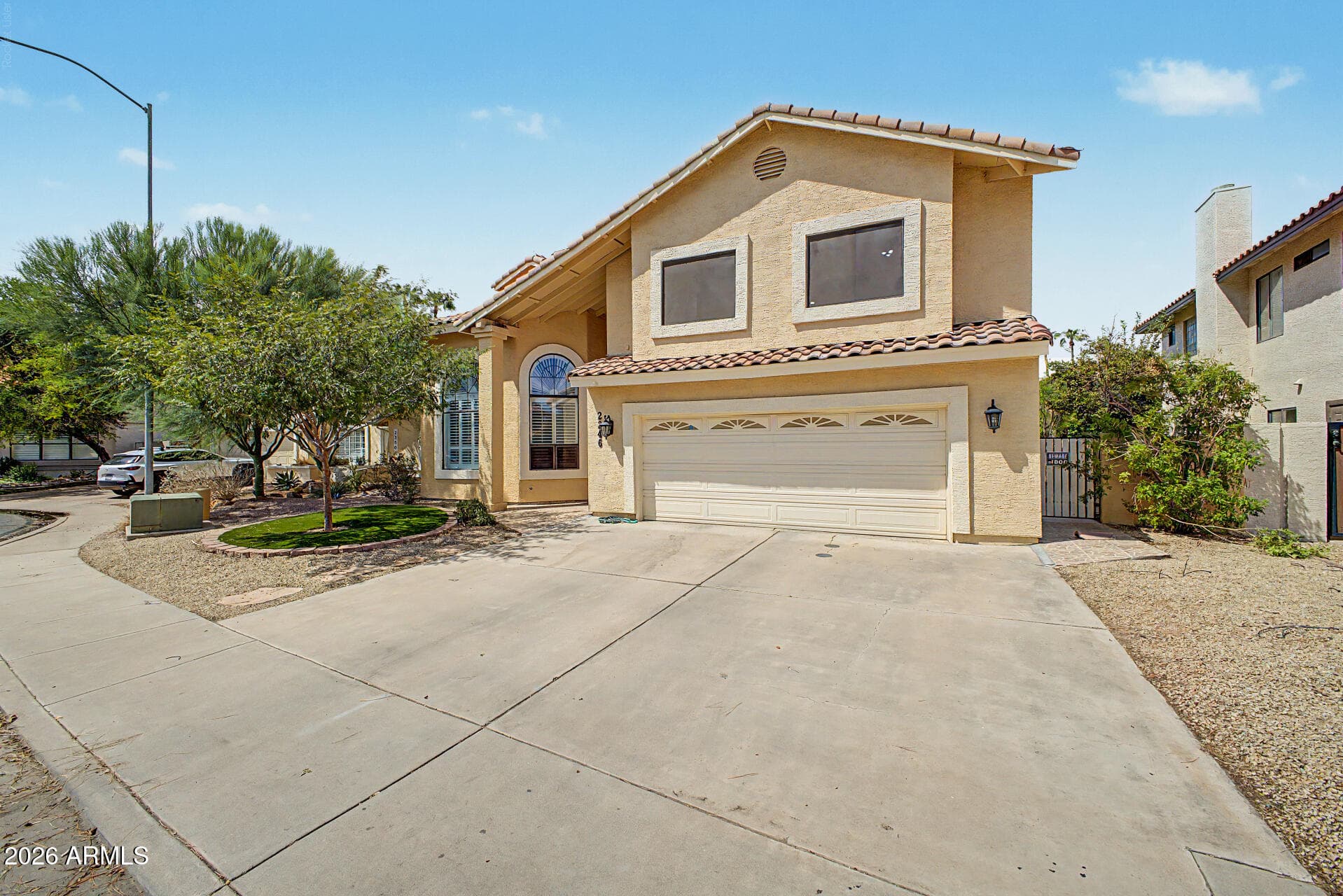 2246 S COTTONWOOD, Mesa, AZ 85202 — photo 4 of 49