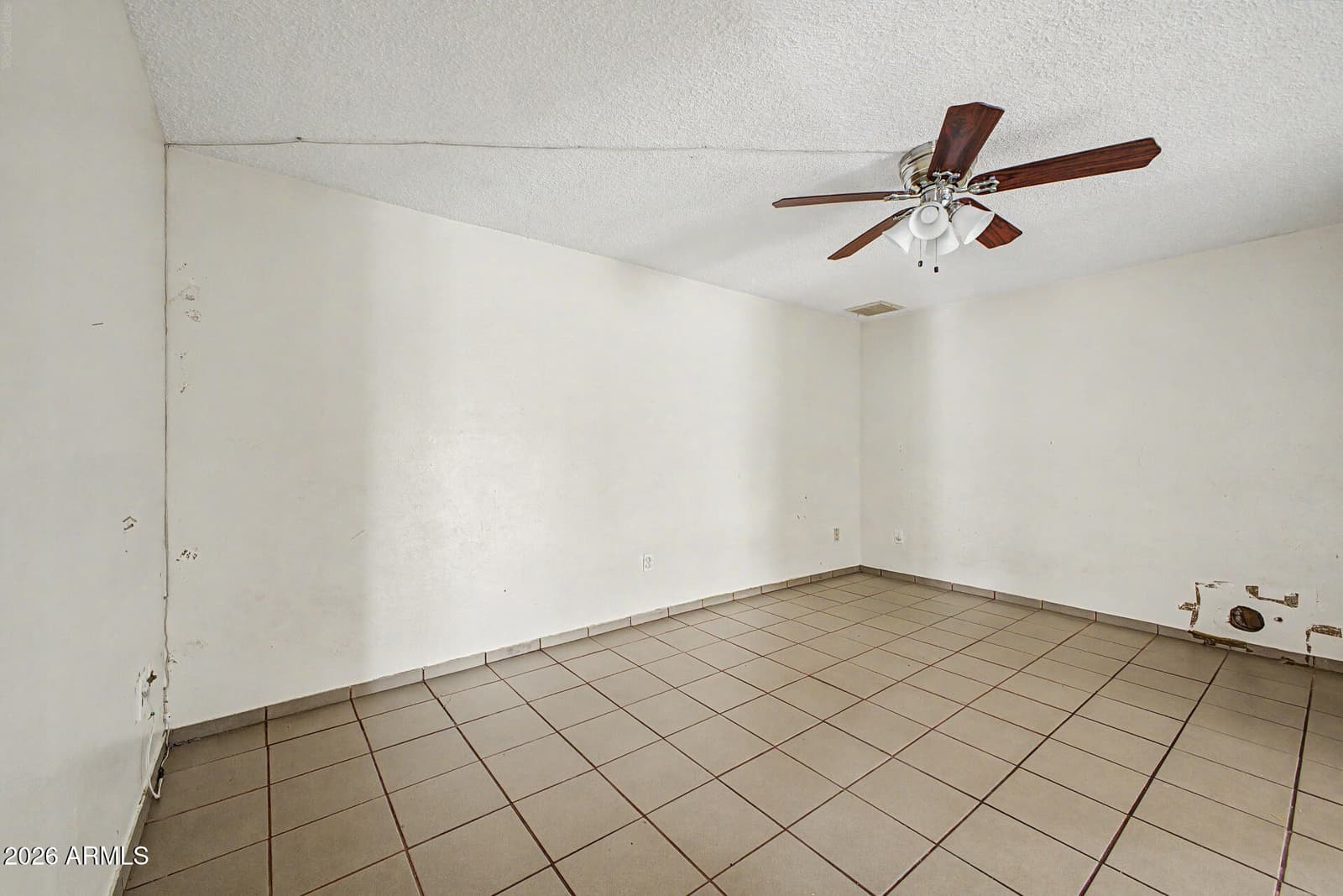 5916 W MONTE VISTA Road, Phoenix, AZ 85035 — photo 12 of 27