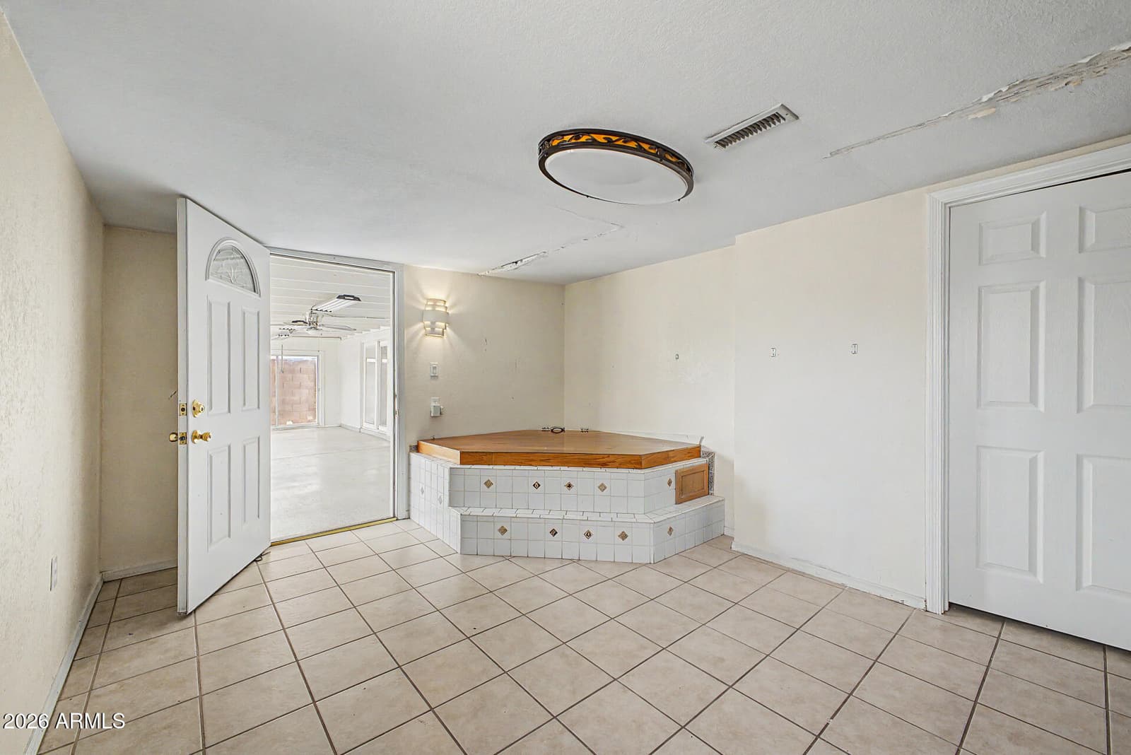 5916 W MONTE VISTA Road, Phoenix, AZ 85035 — photo 15 of 27