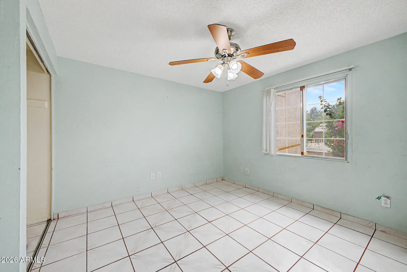 5916 W MONTE VISTA Road, Phoenix, AZ 85035 — photo 17 of 27