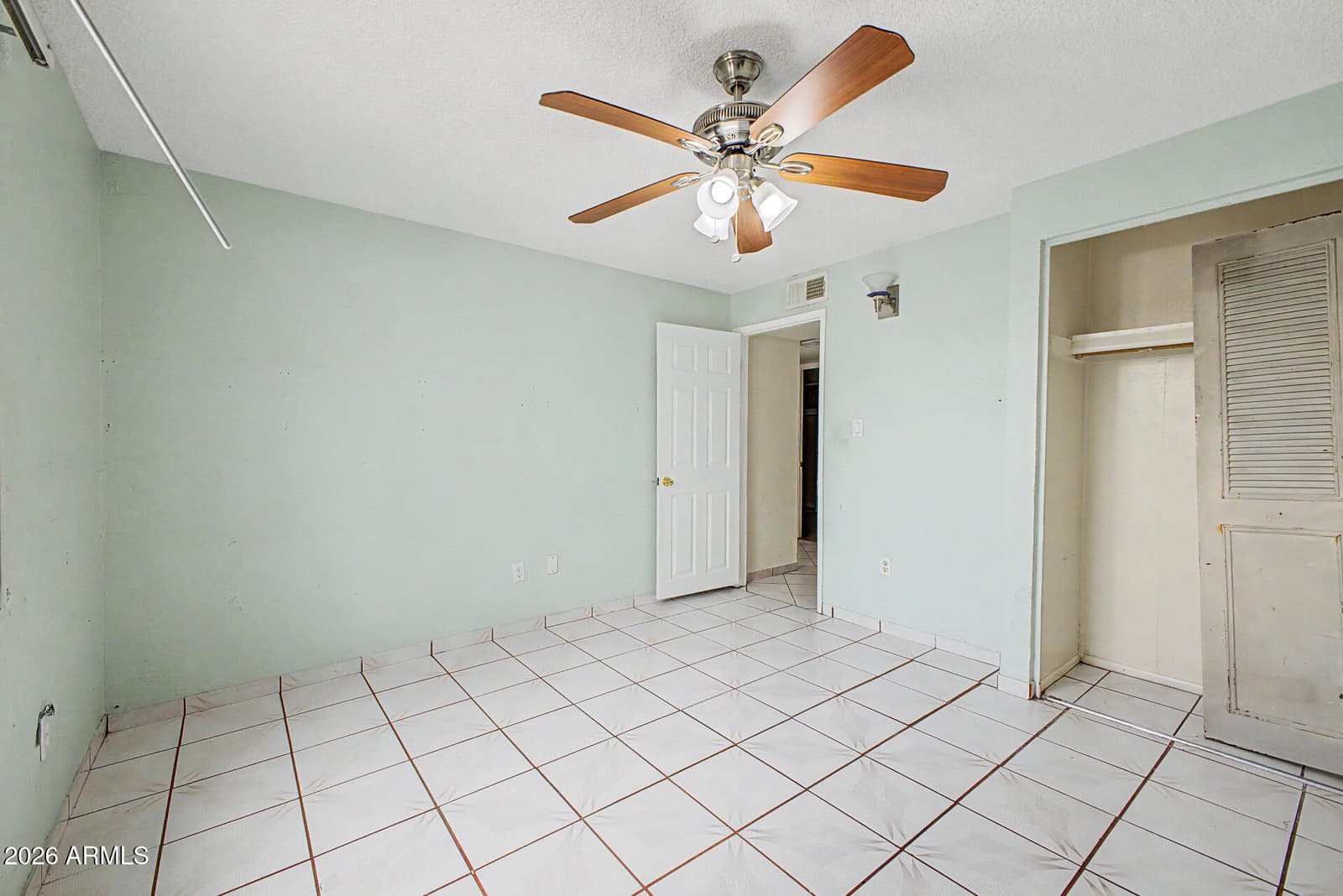 5916 W MONTE VISTA Road, Phoenix, AZ 85035 — photo 18 of 27