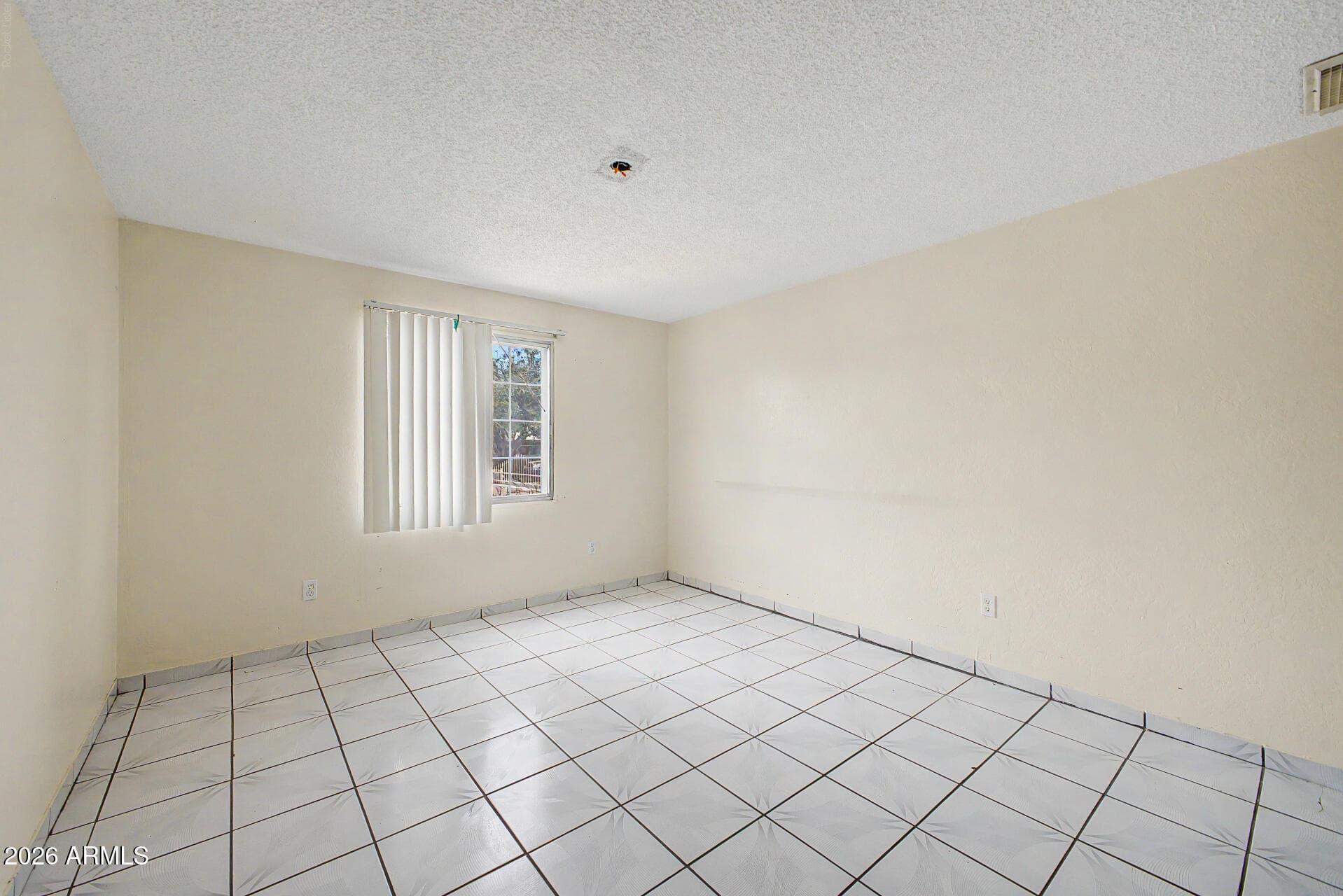 5916 W MONTE VISTA Road, Phoenix, AZ 85035 — photo 19 of 27