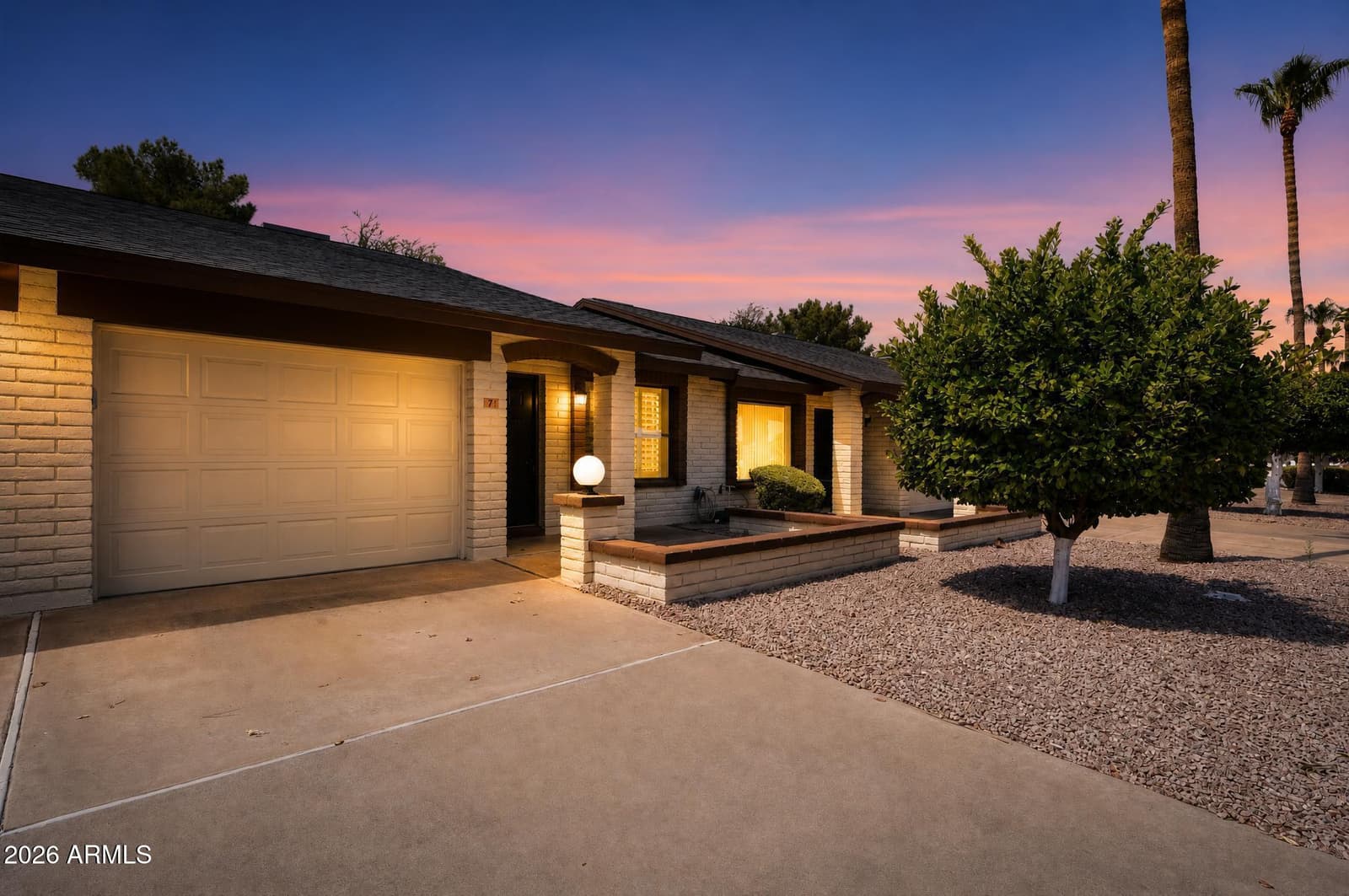 2064 S FARNSWORTH Drive 7, Mesa, AZ 85209