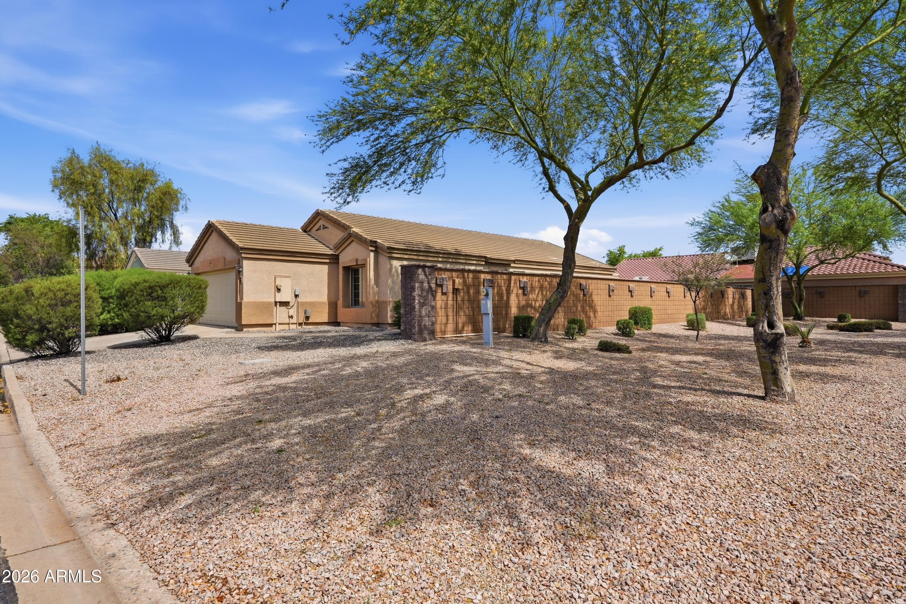 6706 E ESCAPE Avenue, Florence, AZ 85132 — photo 4 of 28