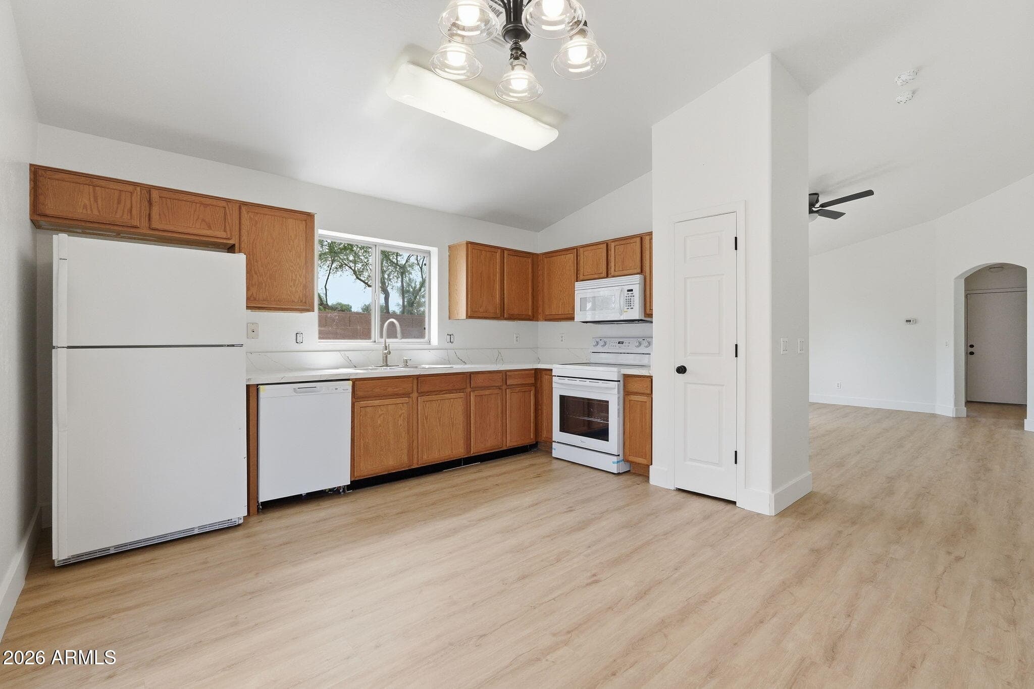 6706 E ESCAPE Avenue, Florence, AZ 85132 — photo 11 of 28