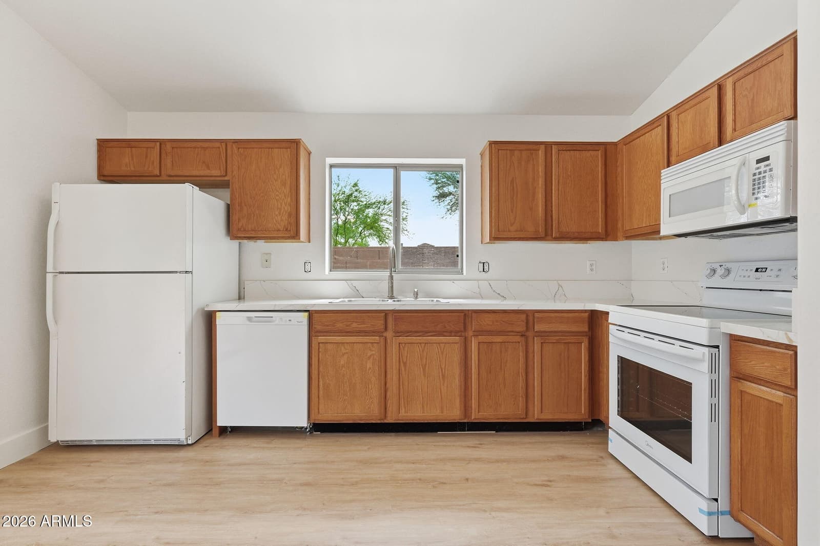 6706 E ESCAPE Avenue, Florence, AZ 85132 — photo 13 of 28