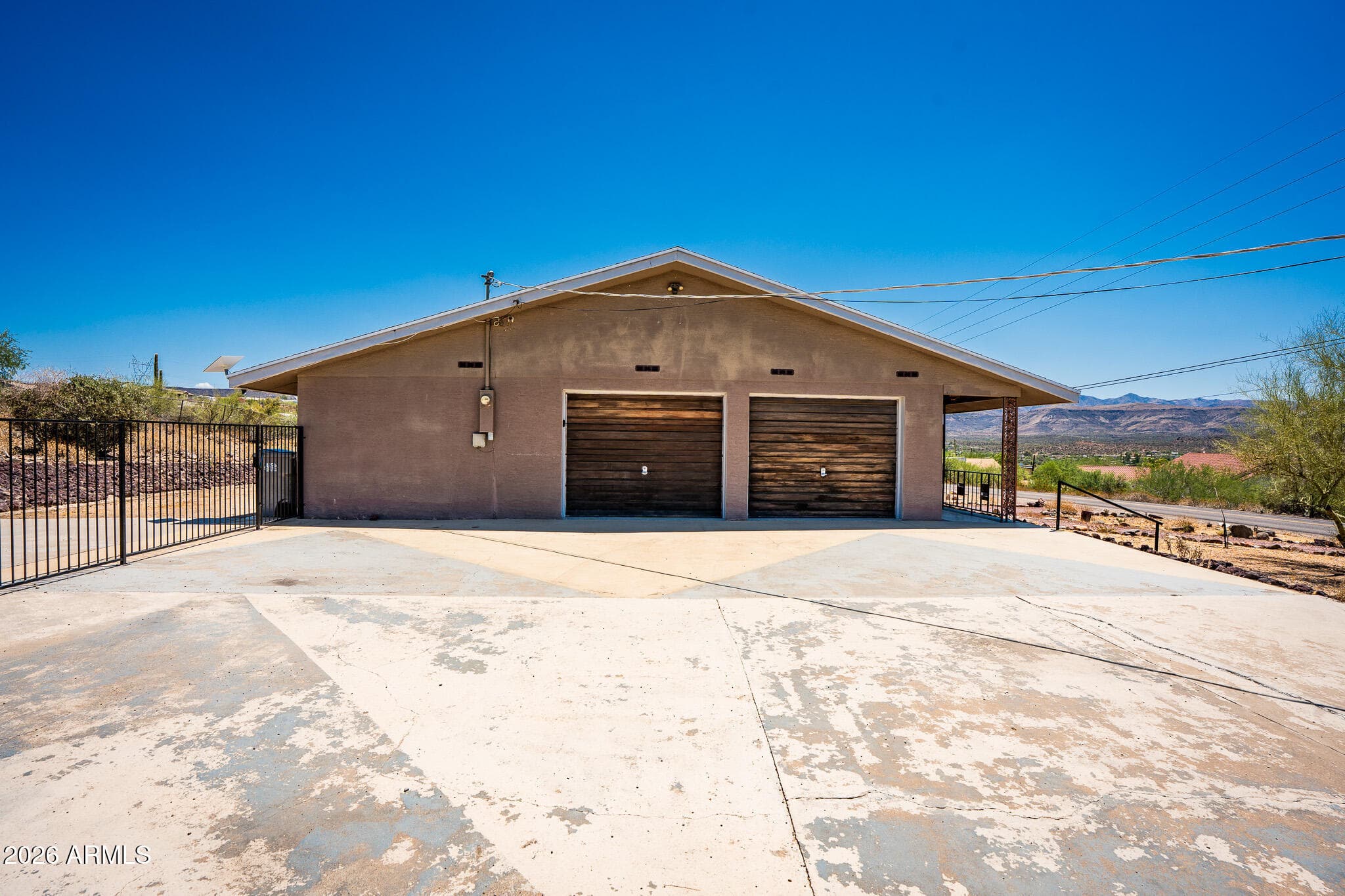 19080 E Indian Hills Drive, Black Canyon City, AZ 85324 — photo 18 of 31