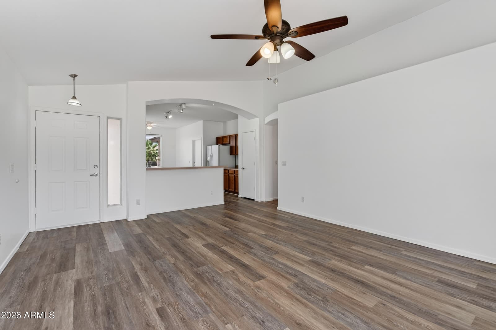 3963 E TREMAINE Avenue, Gilbert, AZ 85234 — photo 8 of 37