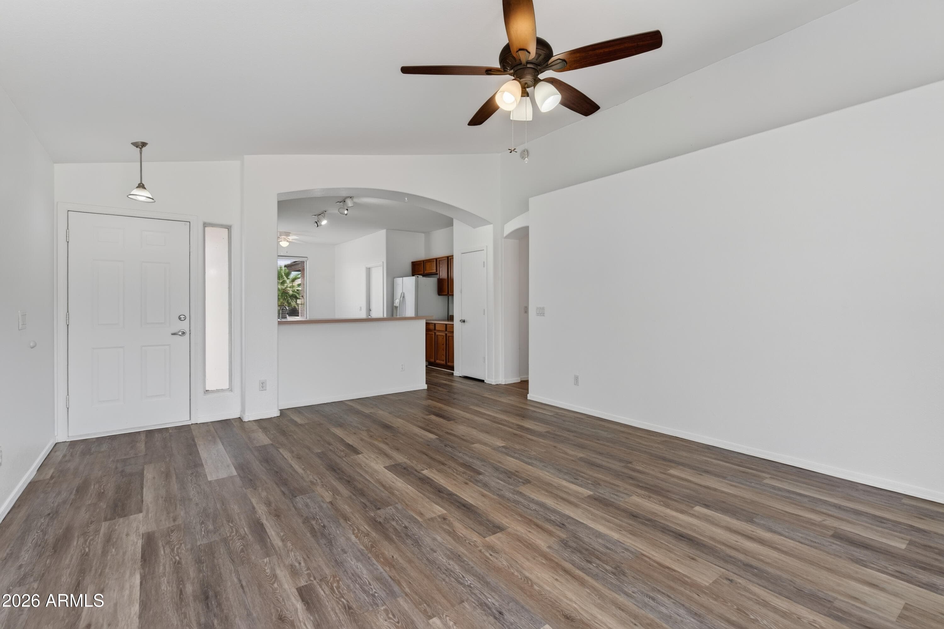 3963 E TREMAINE Avenue, Gilbert, AZ 85234 — photo 8 of 37