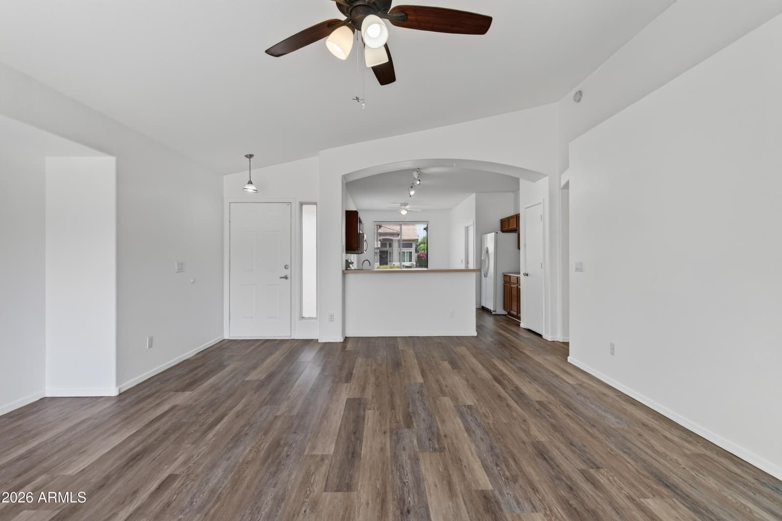 3963 E TREMAINE Avenue, Gilbert, AZ 85234 — photo 9 of 37