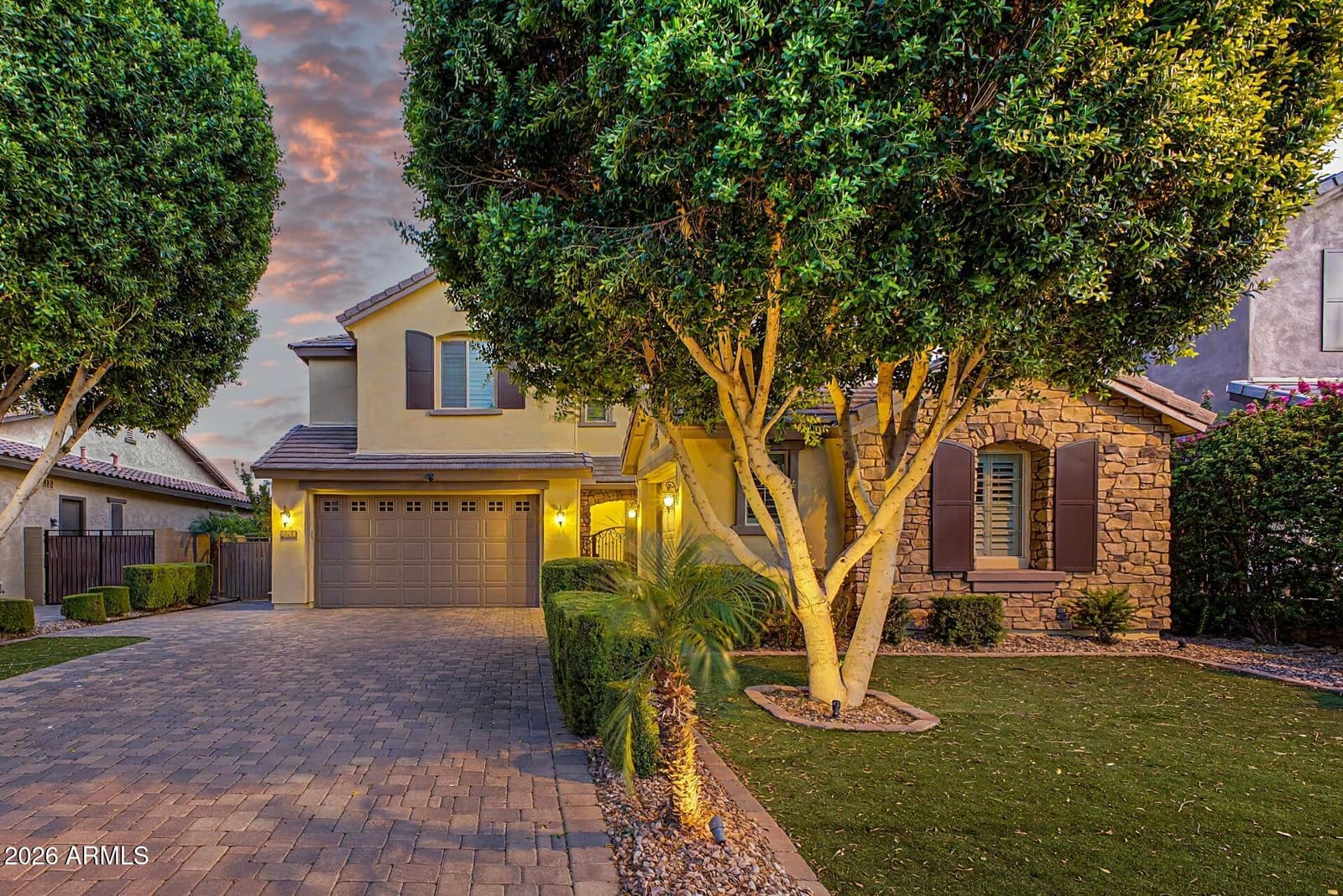 823 E HORSESHOE Place, Chandler, AZ 85249 — photo 2 of 64