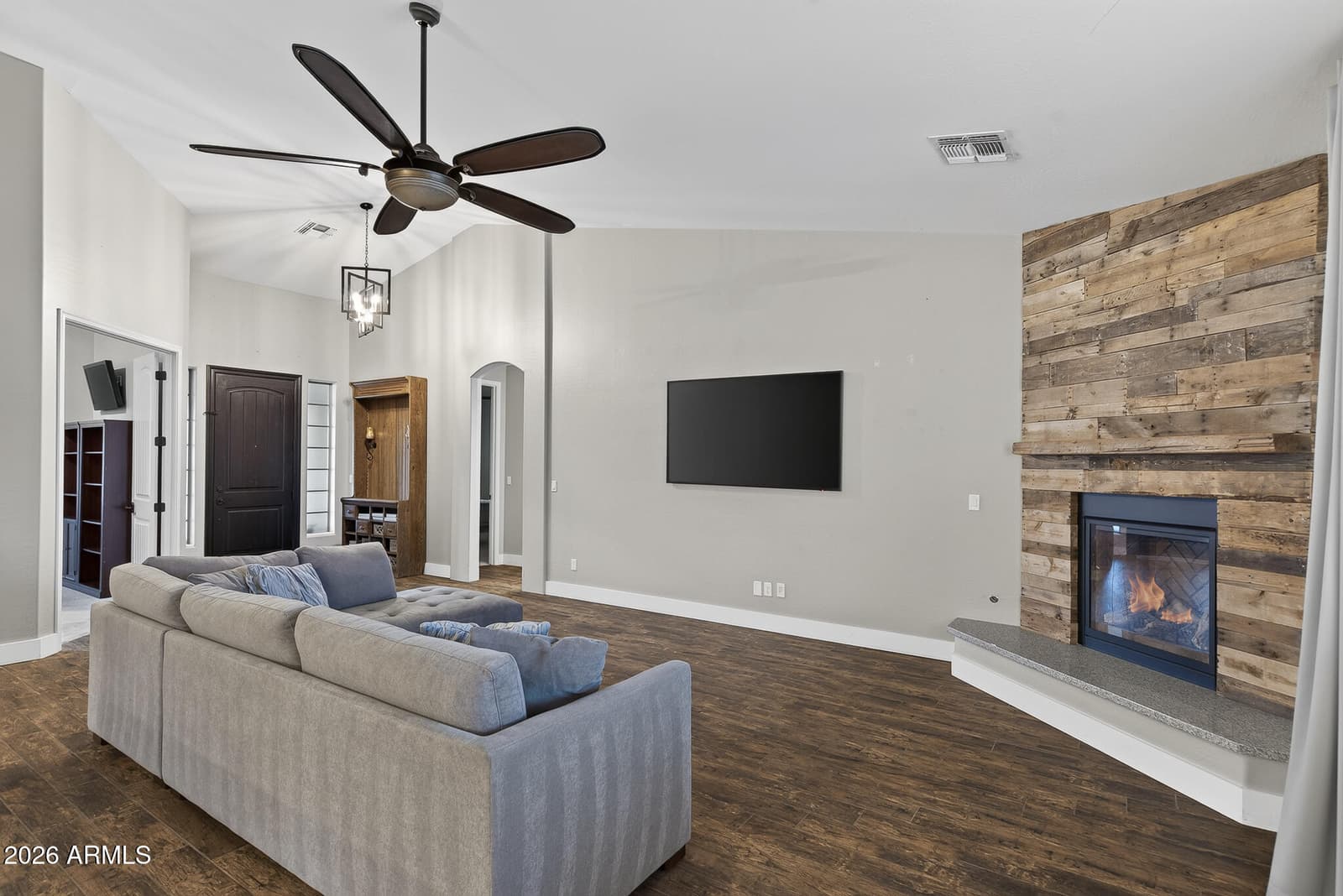39722 N NEW RIVER Road, Phoenix, AZ 85086 — photo 9 of 80