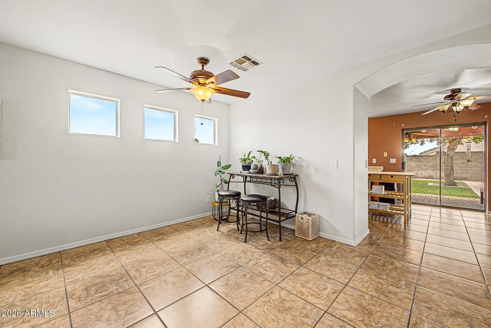 2046 S RENNICK Drive, Apache Junction, AZ 85120 — photo 6 of 23