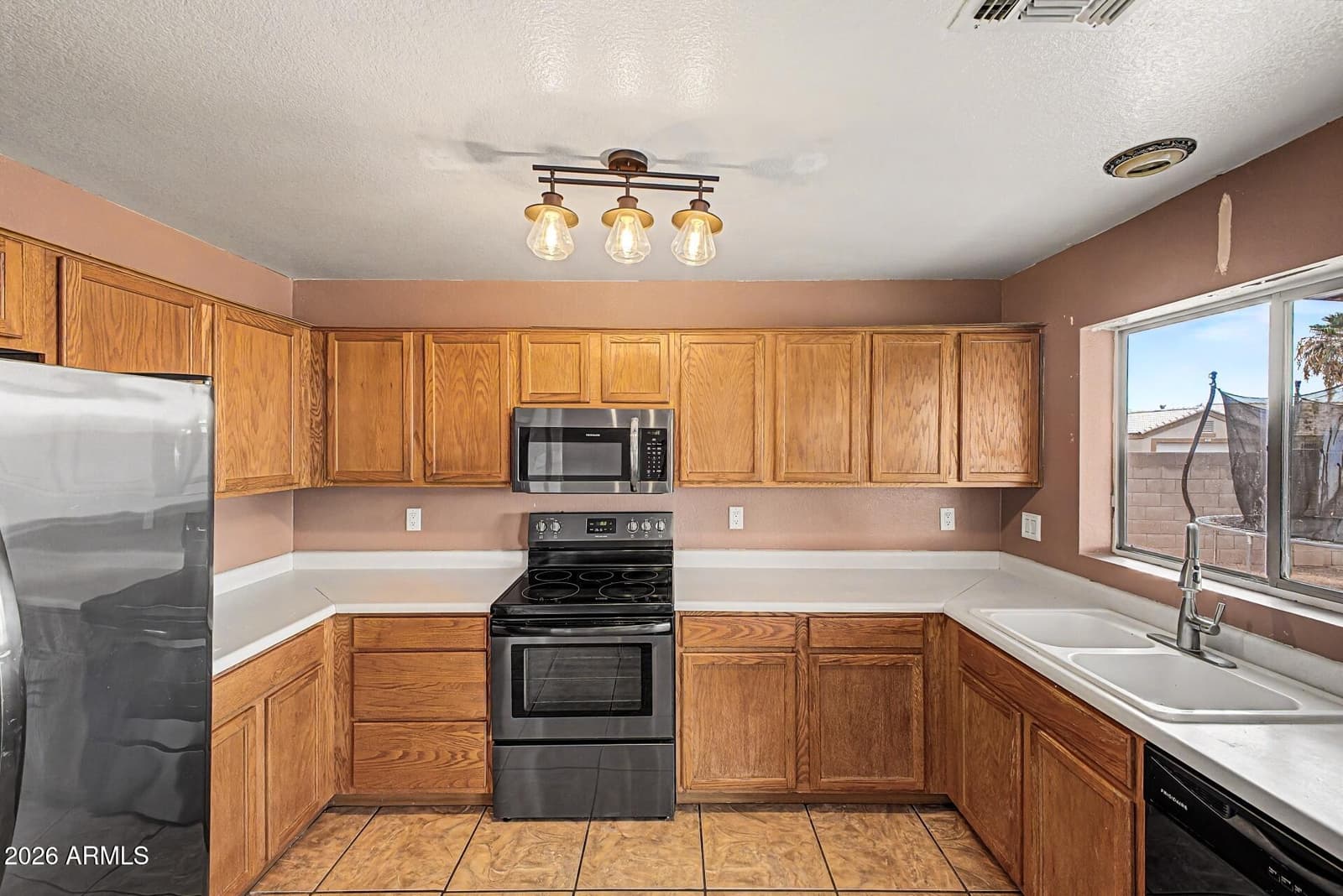 2046 S RENNICK Drive, Apache Junction, AZ 85120 — photo 9 of 23