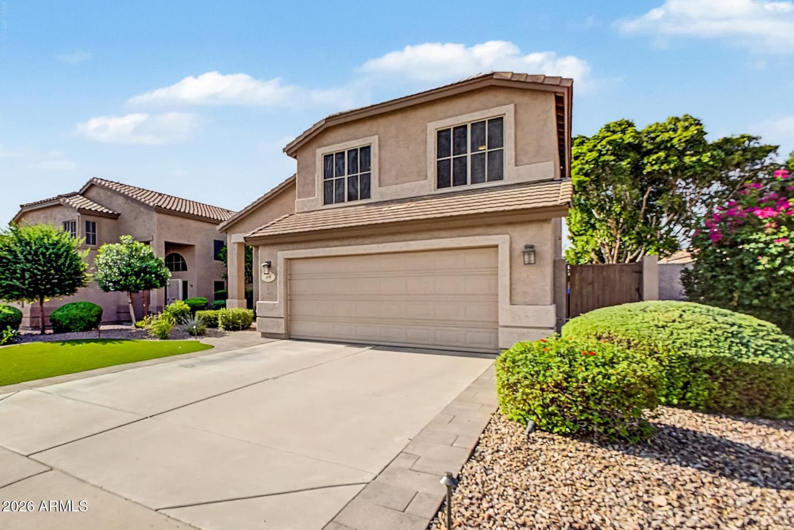 878 W Windhaven Avenue, Gilbert, AZ 85233 — photo 3 of 38