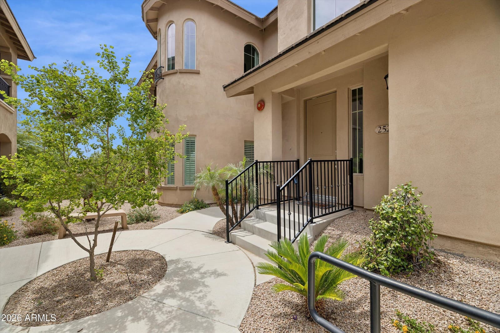 15550 S 5TH Avenue 252, Phoenix, AZ 85045 — photo 8 of 39