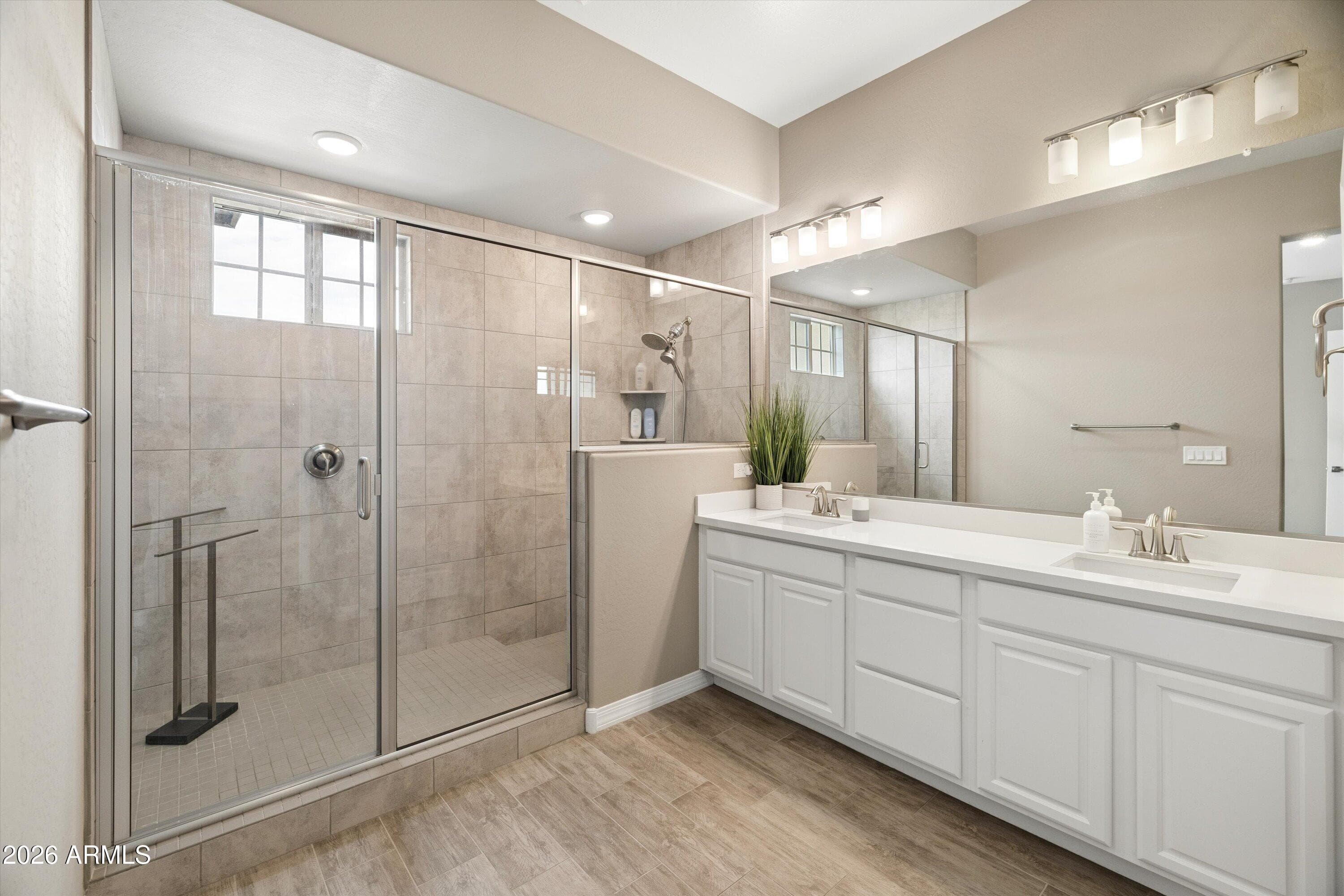 15550 S 5TH Avenue 252, Phoenix, AZ 85045 — photo 4 of 39