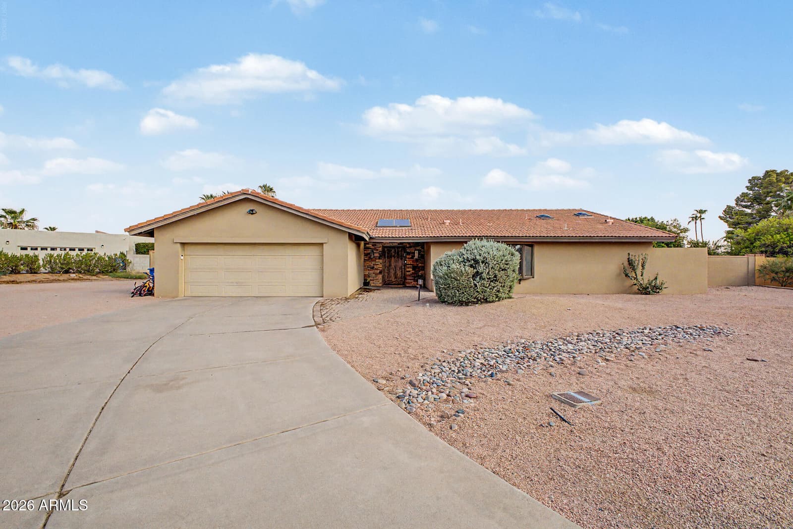 6921 E VOLTAIRE Avenue, Scottsdale, AZ 85254 — photo 2 of 31