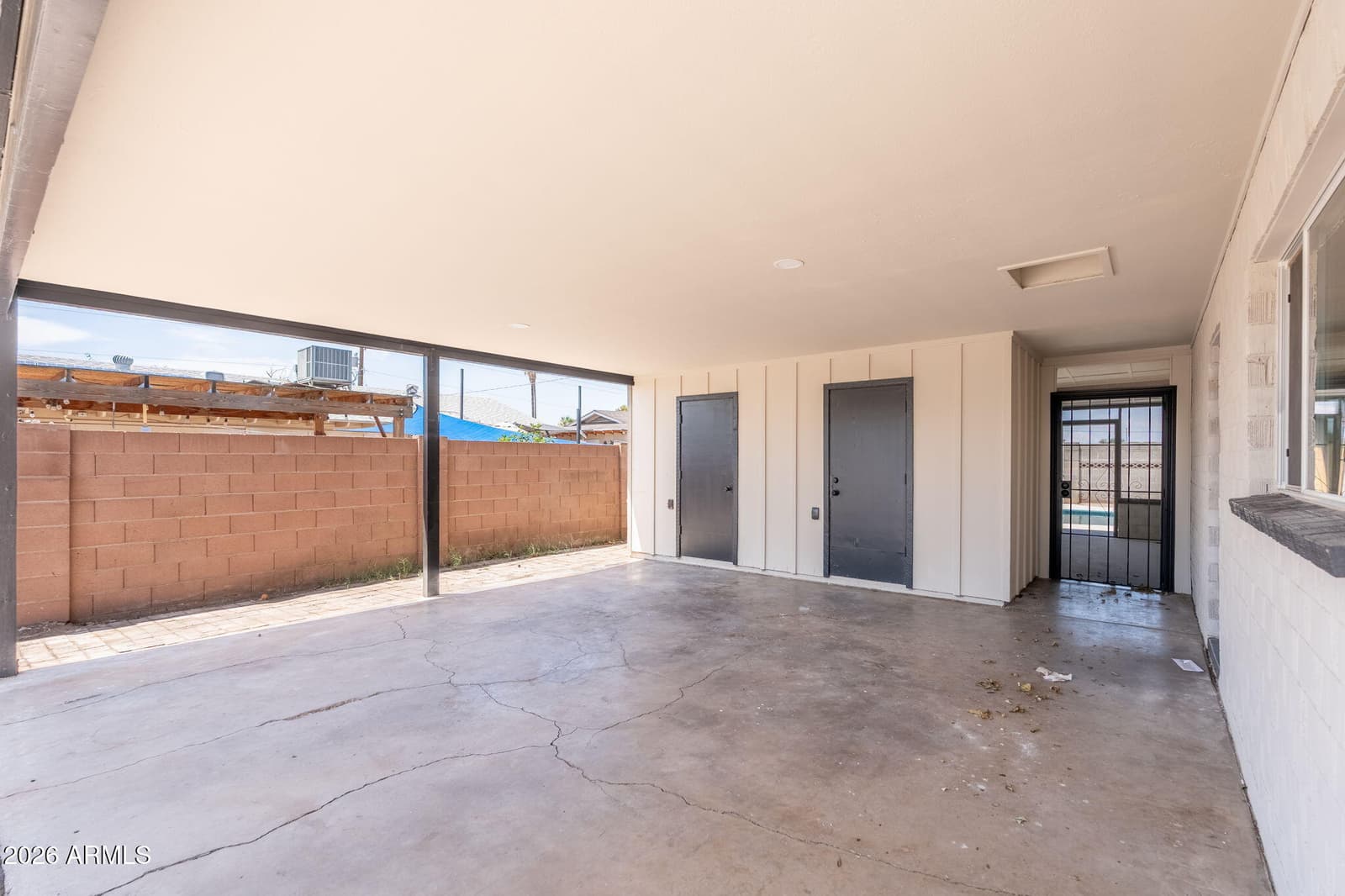3830 W CLAREMONT Street, Phoenix, AZ 85019 — photo 4 of 44
