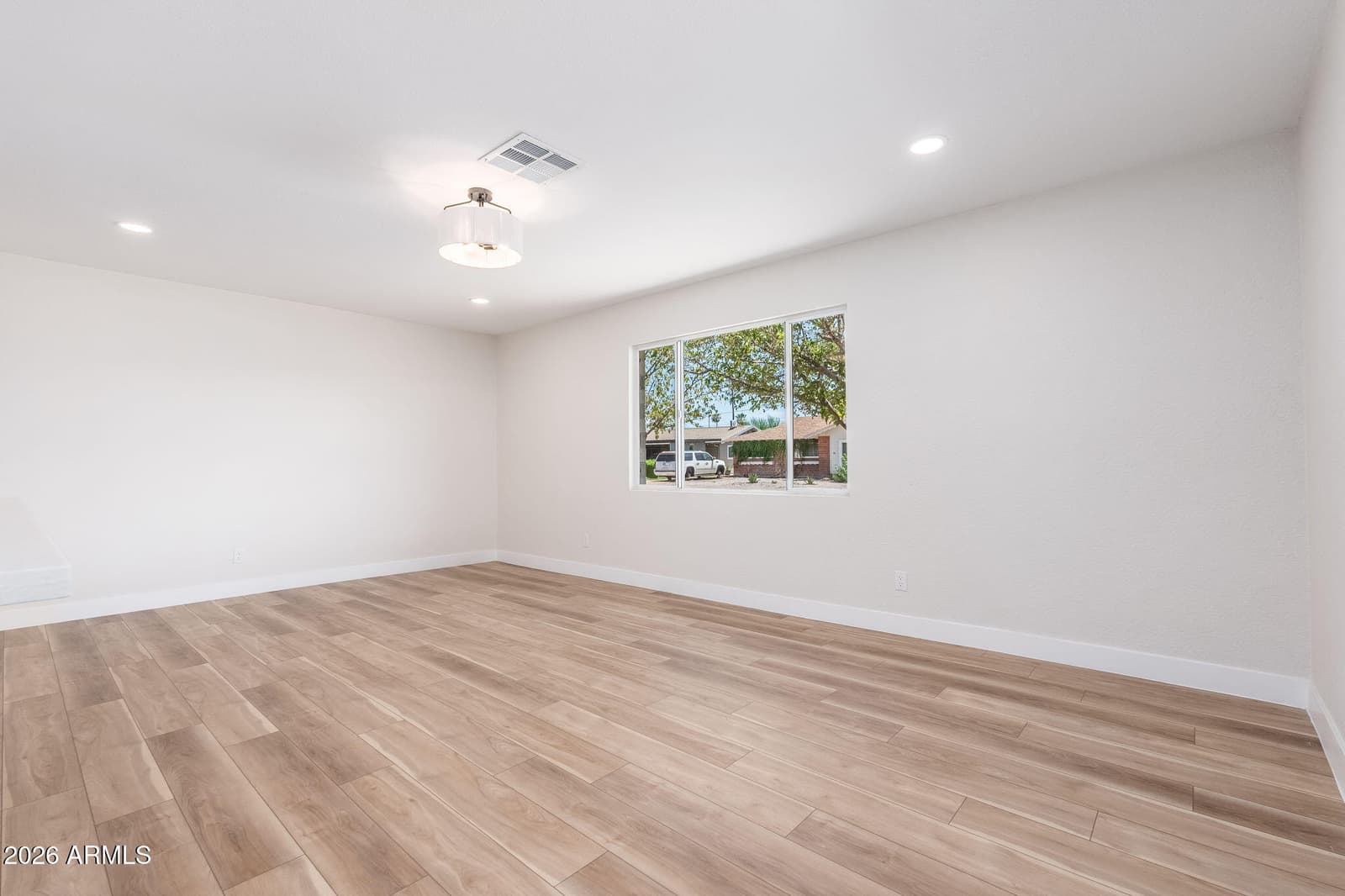 3830 W CLAREMONT Street, Phoenix, AZ 85019 — photo 22 of 44