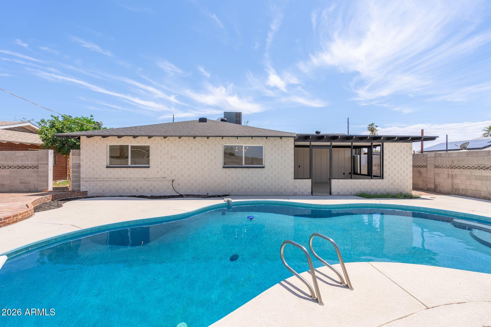 3830 W CLAREMONT Street, Phoenix, AZ 85019 — photo 6 of 44