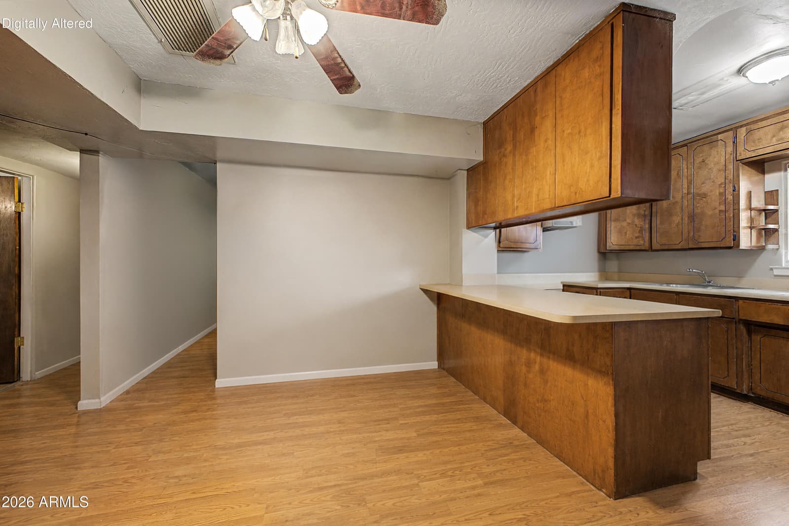 453 E Crescent Avenue, Mesa, AZ 85204 — photo 5 of 12