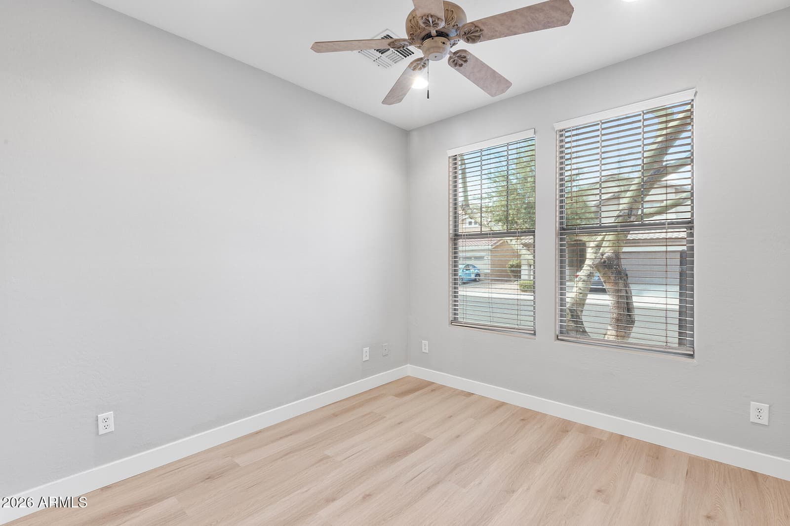 10361 W FOOTHILL Drive, Peoria, AZ 85383 — photo 12 of 43