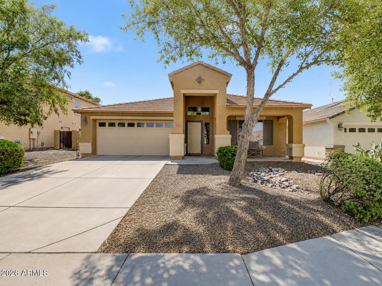 2835 E QUIET HOLLOW Lane, Phoenix, AZ 85024 — photo 1 of 41