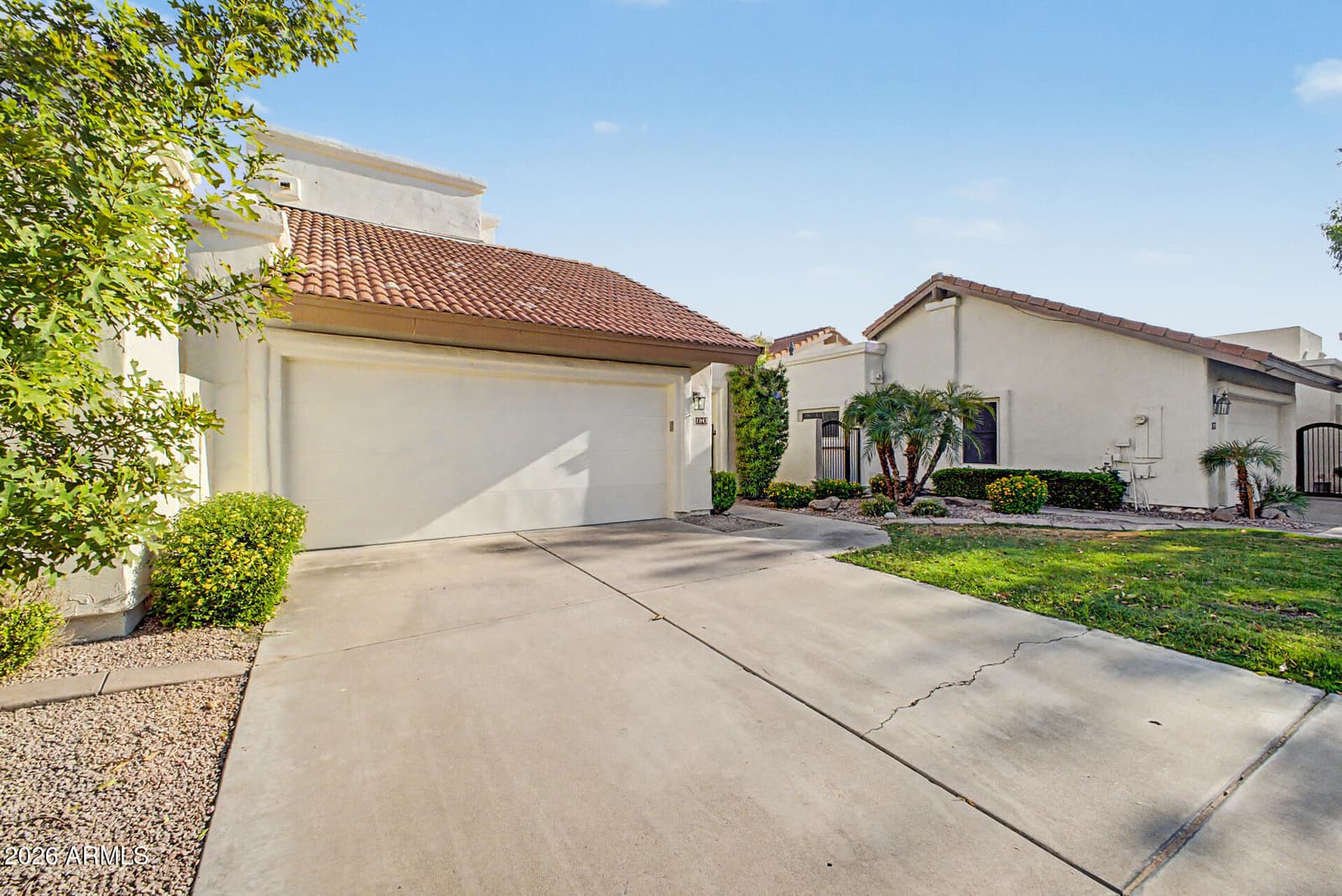 1843 E SARAH Lane, Tempe, AZ 85284 — photo 2 of 32
