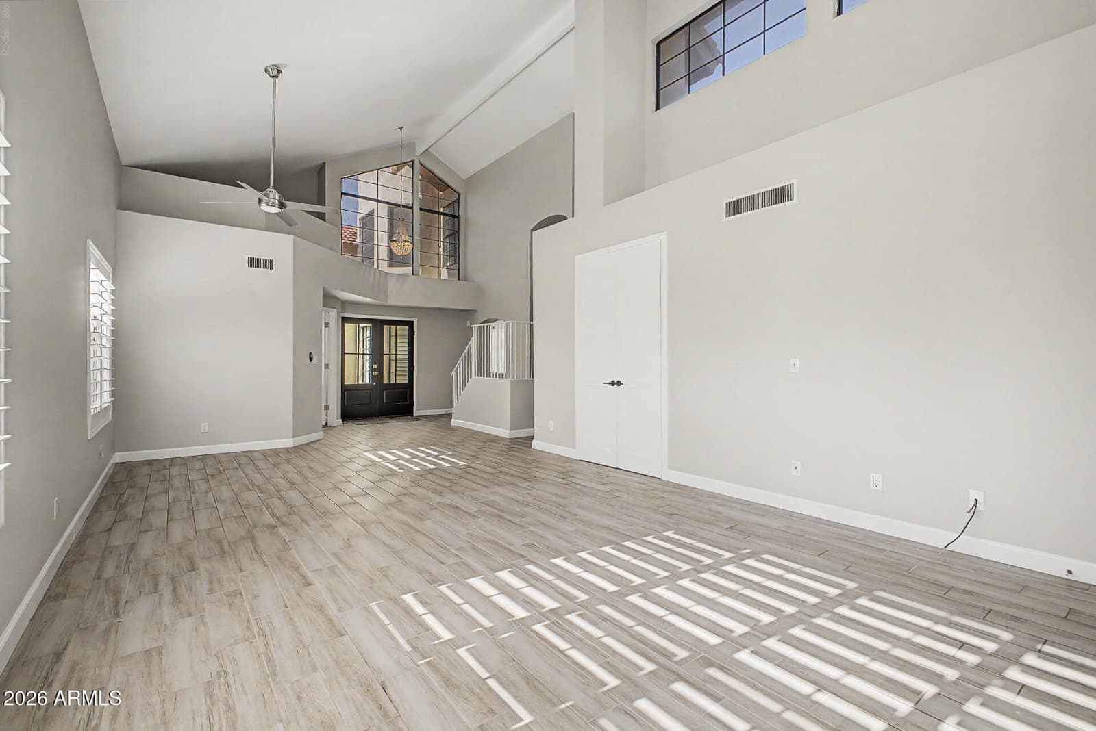 1843 E SARAH Lane, Tempe, AZ 85284 — photo 6 of 32