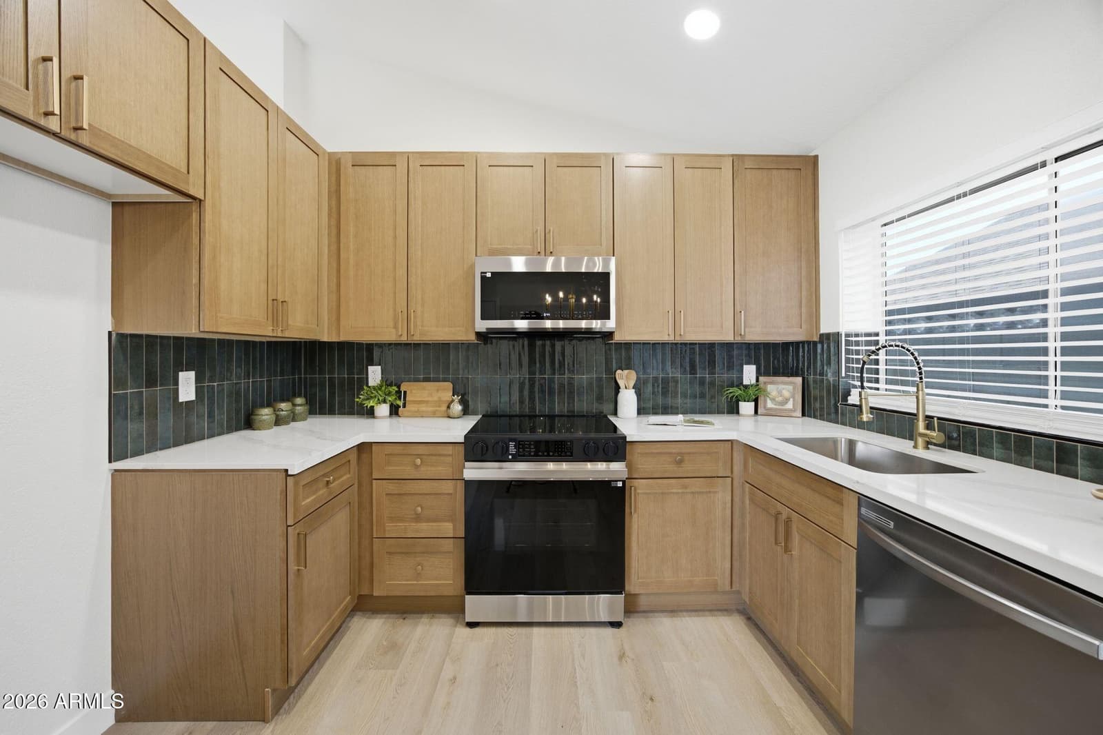 18426 N 19TH Street, Phoenix, AZ 85022 — photo 12 of 25