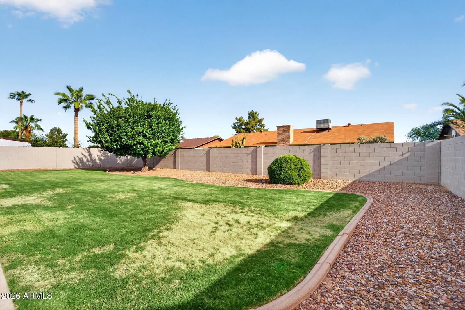 15 E ANGELA Drive, Phoenix, AZ 85022 — photo 34 of 37