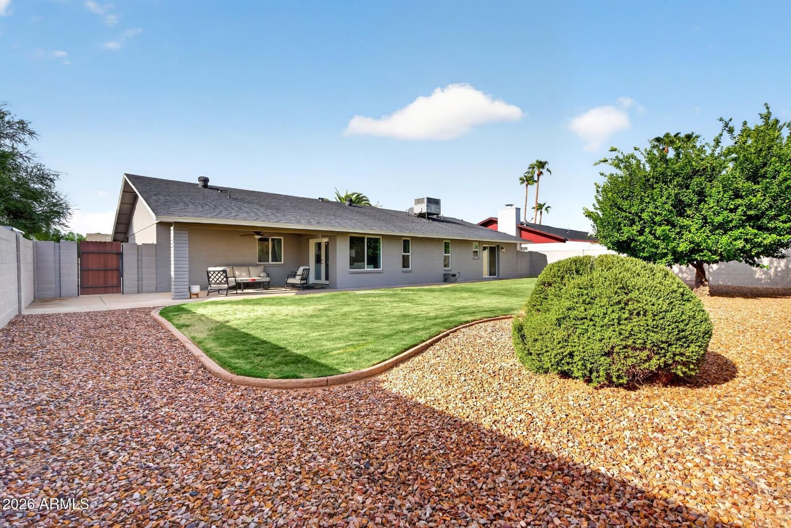 15 E ANGELA Drive, Phoenix, AZ 85022 — photo 35 of 37