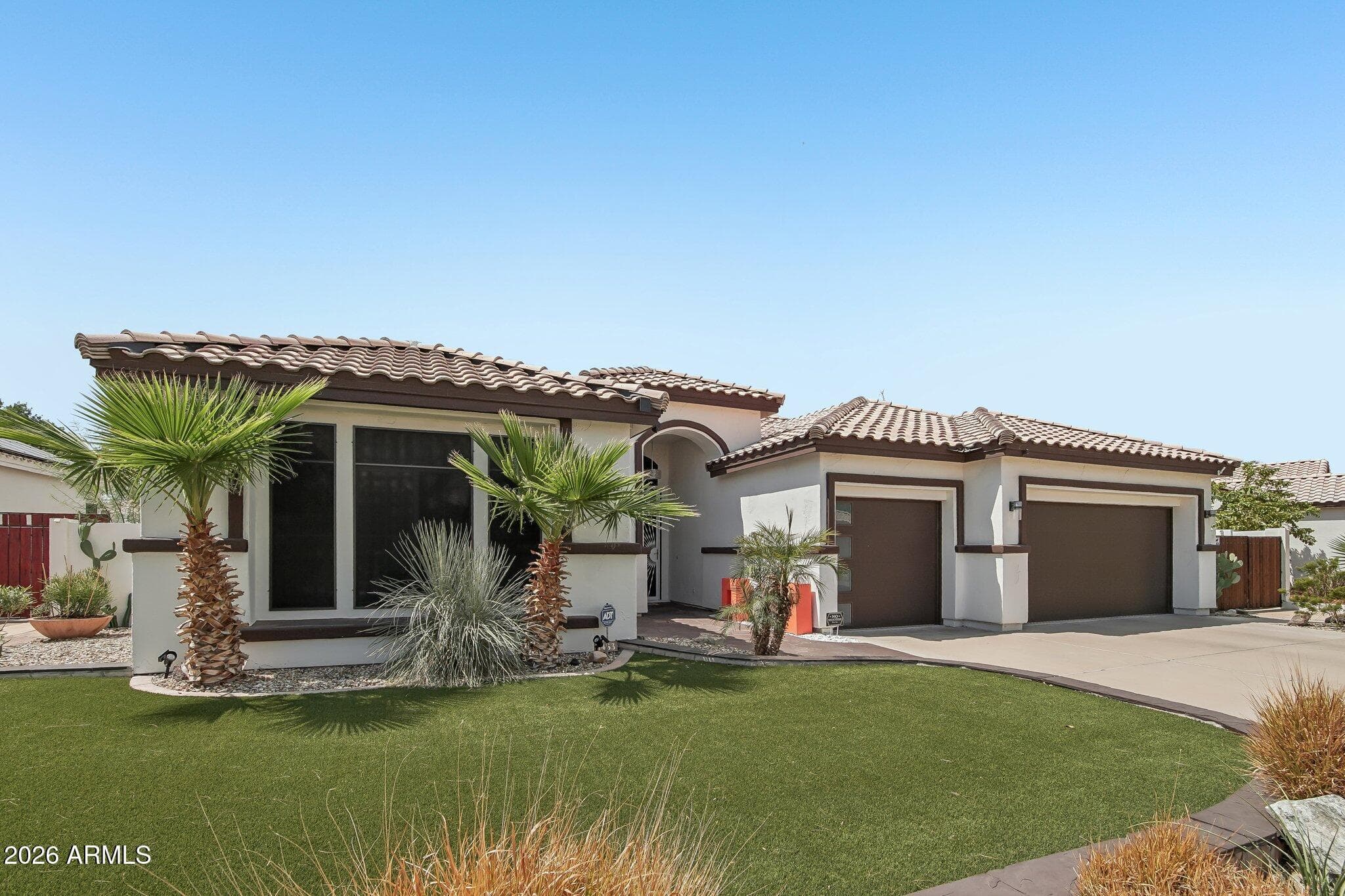 7453 W PARAISO Drive, Glendale, AZ 85310 — photo 3 of 49