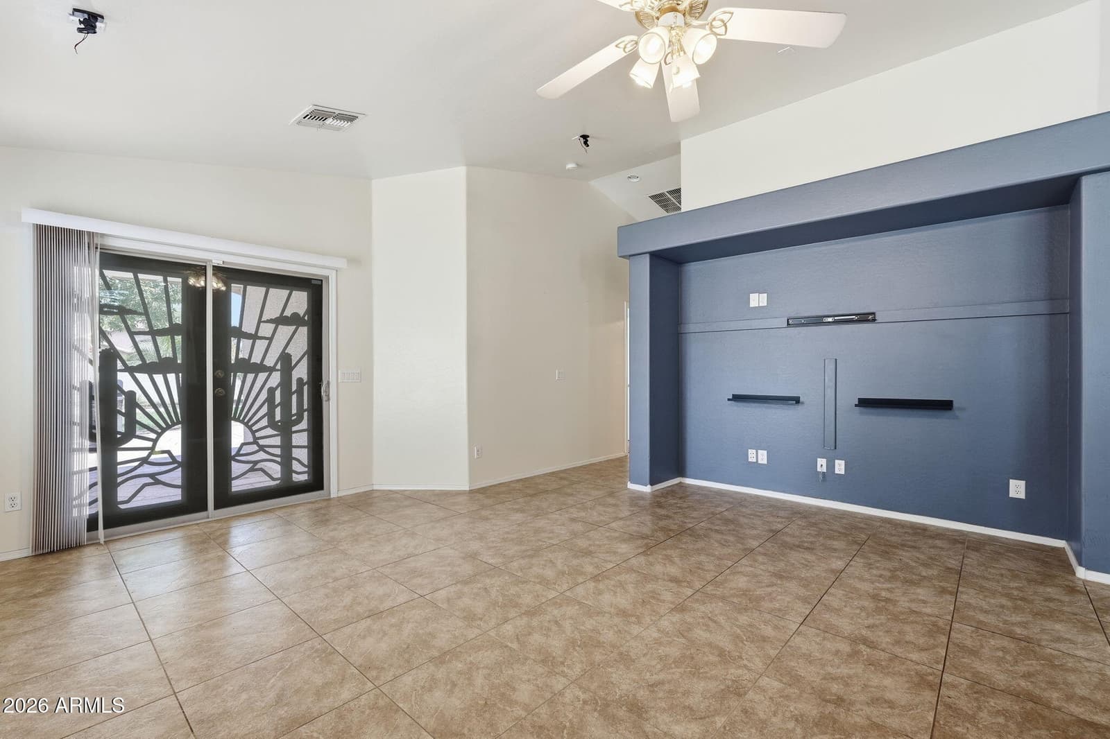 2640 E COWBOY COVE Trail, San Tan Valley, AZ 85143 — photo 4 of 21