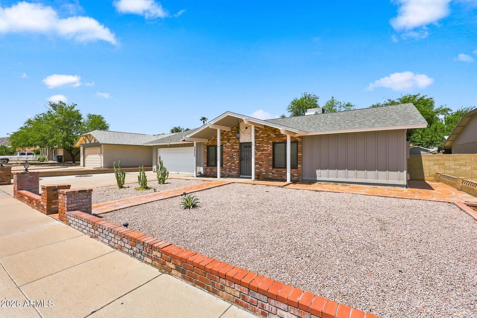 5028 E SHOMI Street, Phoenix, AZ 85044 — photo 2 of 37