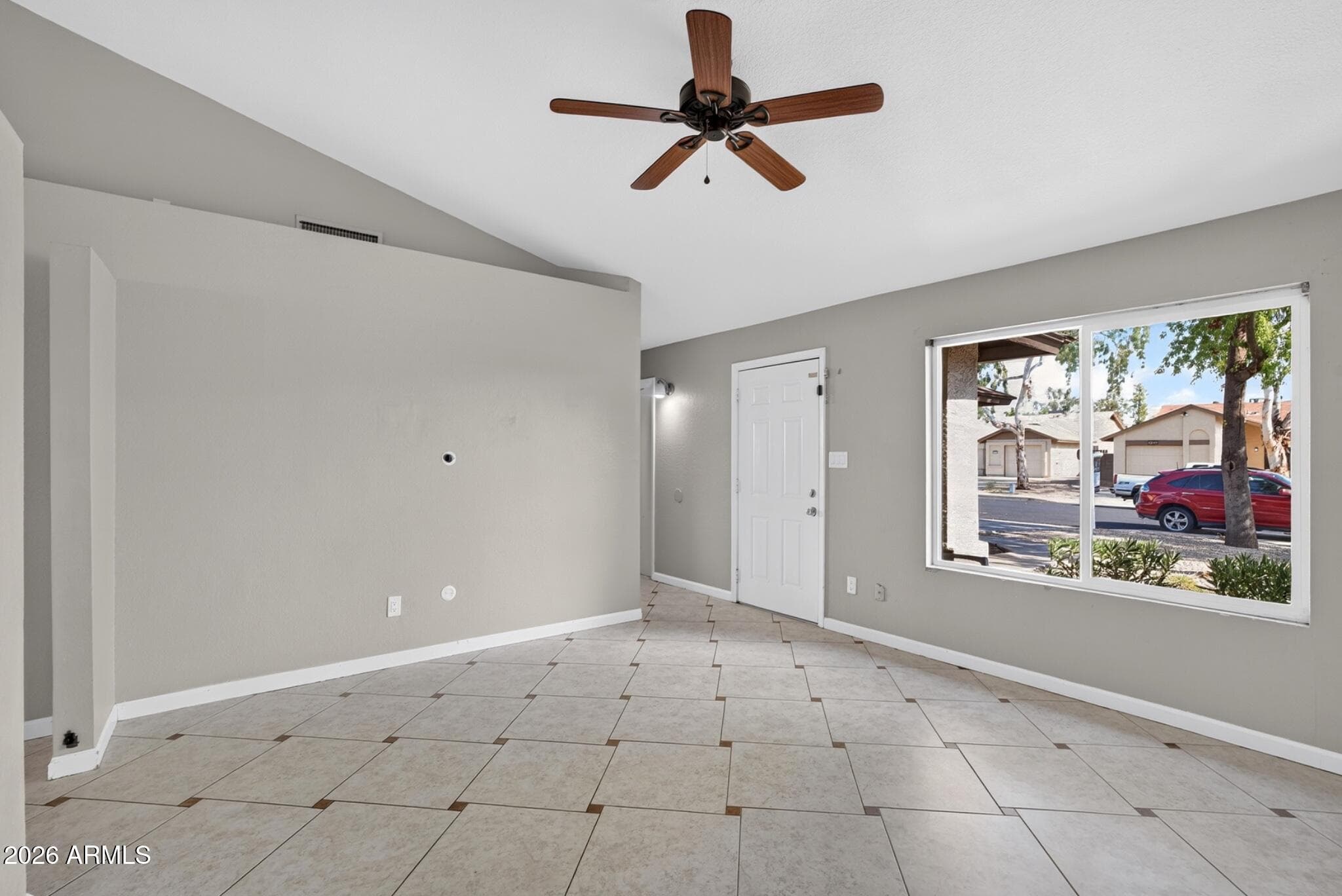 2926 E ISABELLA Avenue, Mesa, AZ 85204 — photo 9 of 36