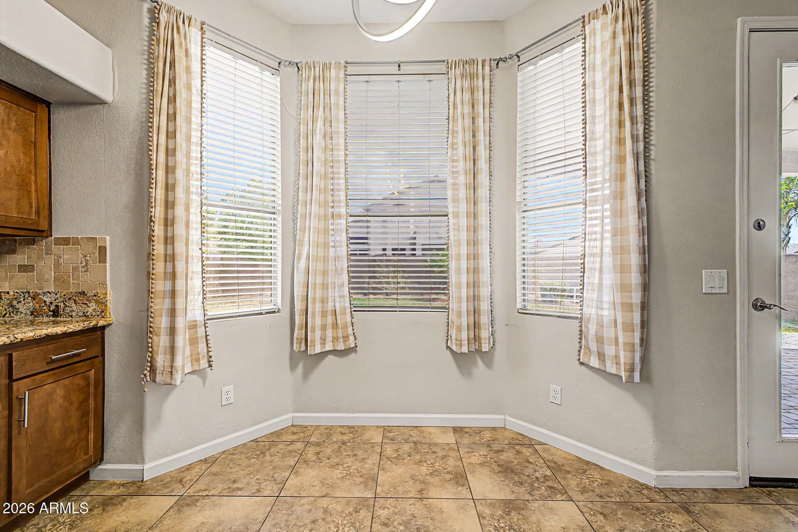 6579 W ORAIBI Drive, Glendale, AZ 85308 — photo 14 of 47