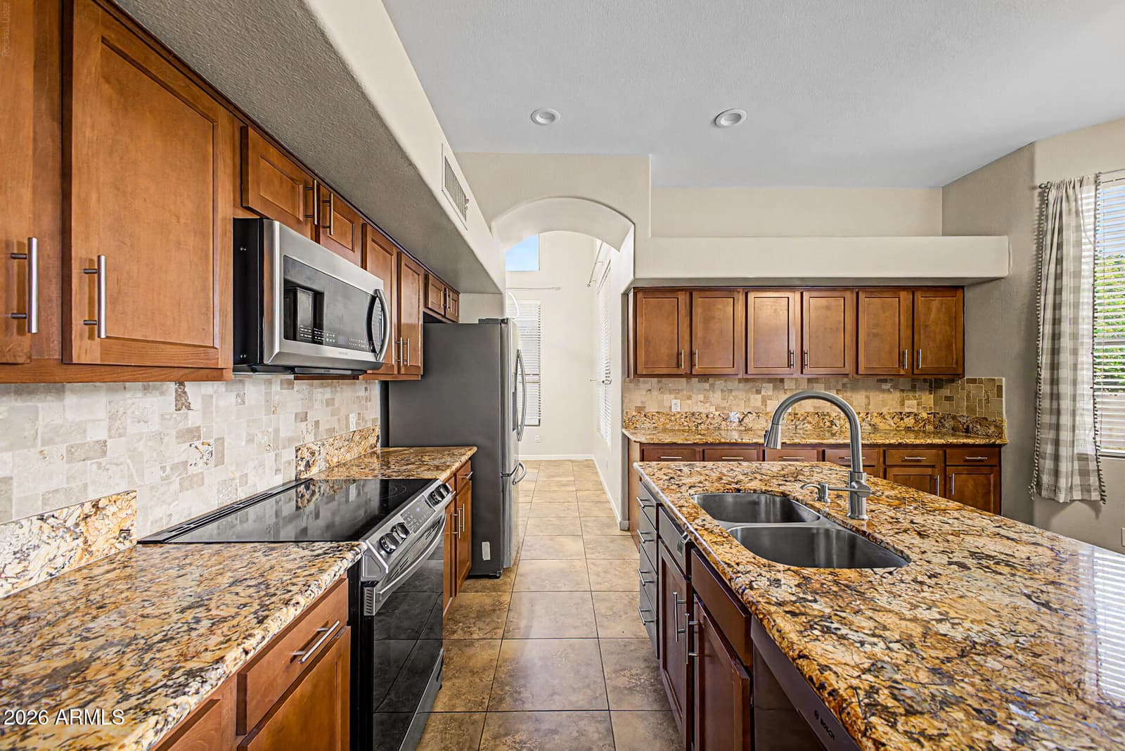 6579 W ORAIBI Drive, Glendale, AZ 85308 — photo 18 of 47