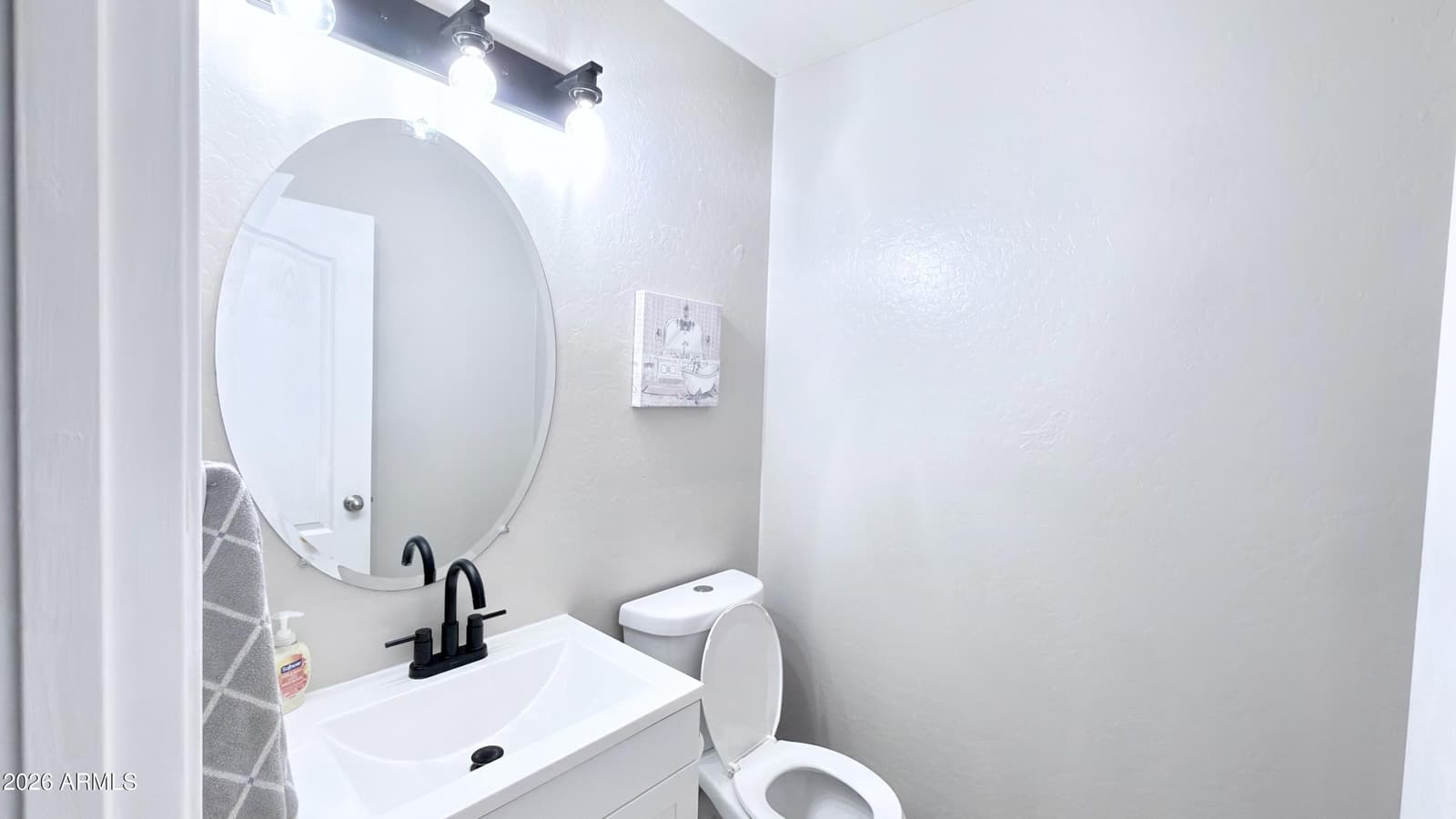 4050 E SILVERBELL Road, San Tan Valley, AZ 85143 — photo 15 of 41