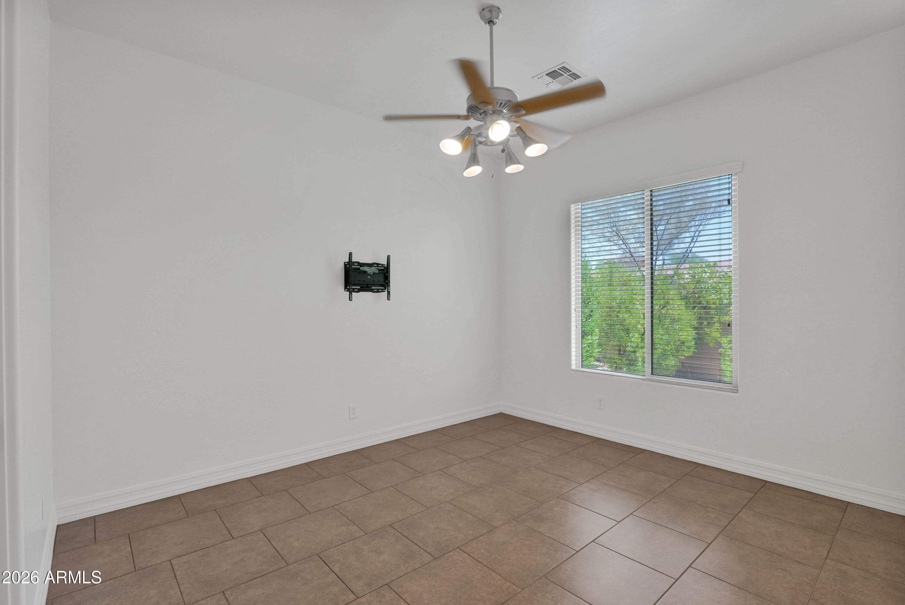 2282 E TOMAHAWK Drive, Gilbert, AZ 85298 — photo 30 of 63