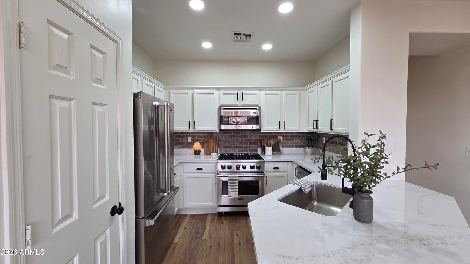 39606 N PRAIRIE Lane, Anthem, AZ 85086 — photo 8 of 32