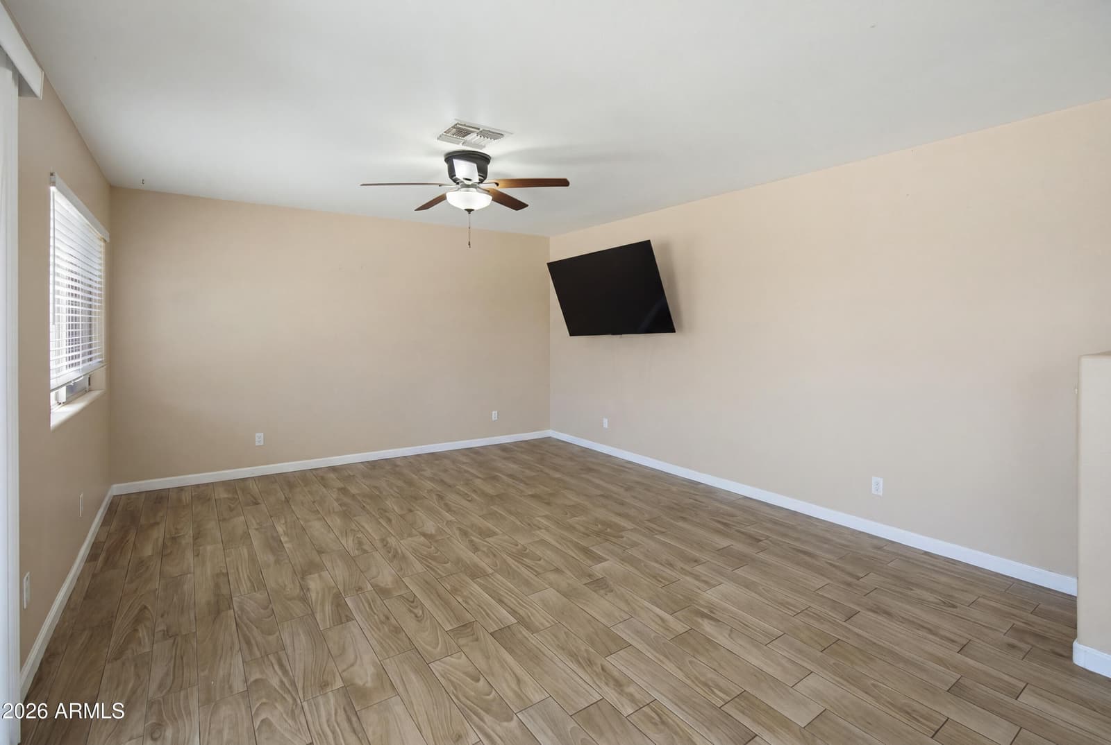 1351 E Libby Street, Phoenix, AZ 85022 — photo 10 of 28