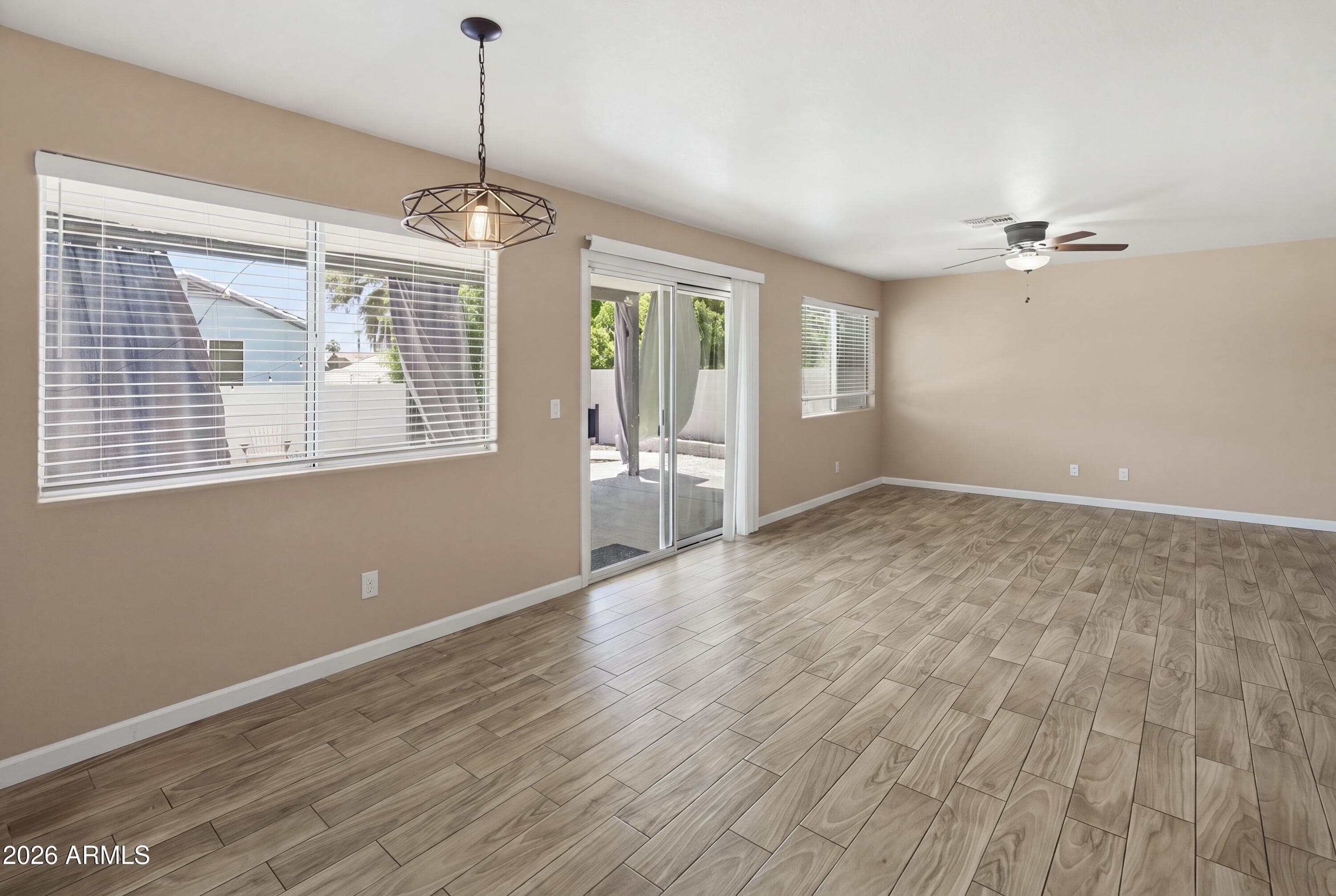 1351 E LIBBY Street, Phoenix, AZ 85022 — photo 13 of 28