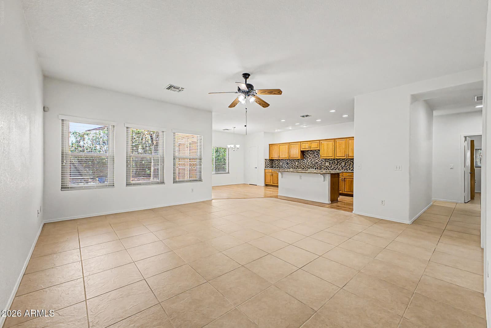 2073 E HAWKEN Way, Chandler, AZ 85286 — photo 4 of 37