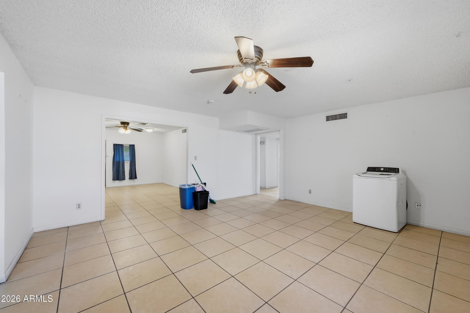 540 S VALENCIA, Mesa, AZ 85202 — photo 8 of 29