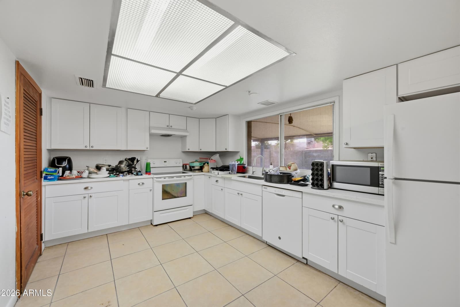 540 S VALENCIA, Mesa, AZ 85202 — photo 10 of 29