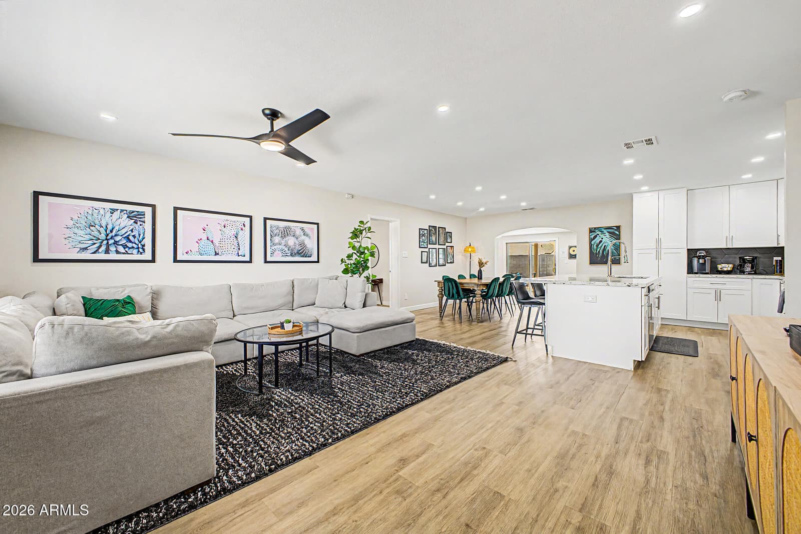 8401 E VIRGINIA Avenue, Scottsdale, AZ 85257 — photo 10 of 36
