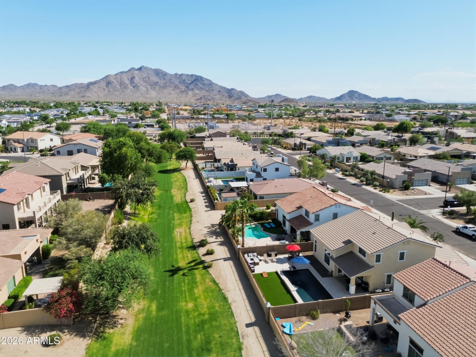7087 S FAWN Avenue, Gilbert, AZ 85298 — photo 3 of 48