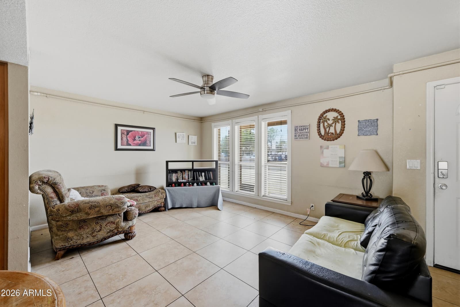 918 E MILLETT Avenue, Mesa, AZ 85204 — photo 5 of 28